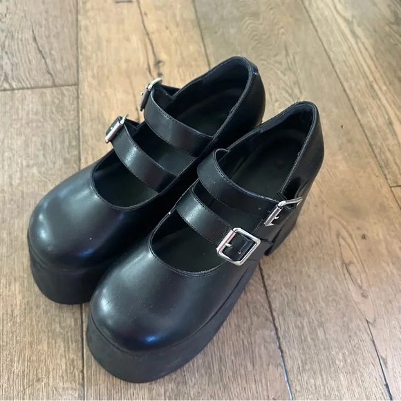 dELiA*s by Dolls Kill talk Of The Town black extreme platform Mary Janes women 8 - Picture 5 of 11